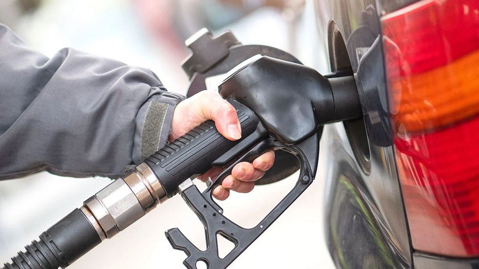 Gas prices in Klamath Falls average 3.48 per gallon Klamath Sports